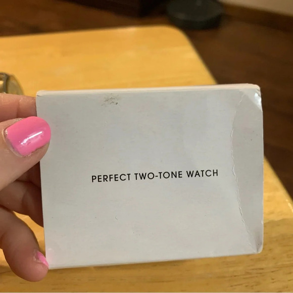 Avon perfect two tone watch delicate cuff NIB - Picture 5 of 5
